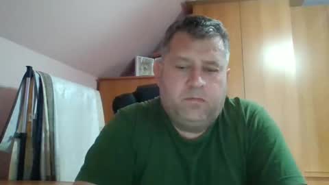 freeboy80180 online show from September 30, 3:39 pm