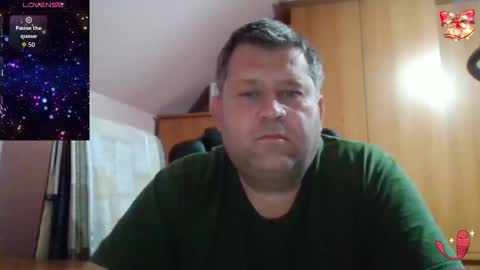 freeboy80180 online show from December 4, 2:59 pm