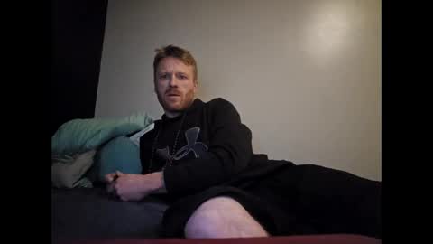 Snapshot of freefallin2222 chatting on March 15, 9:15 am freefallin2222 online show from March 15, 9:15 am