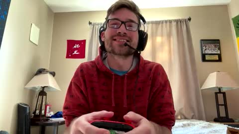 Snapshot of freezeskiii chatting on December 4, 7:22 pm freezeskiii online show from December 4, 7:22 pm