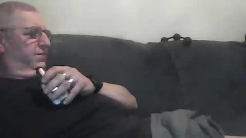 Snapshot of frefredo chatting on March 29, 8:53 pm fred online show from March 29, 8:53 pm