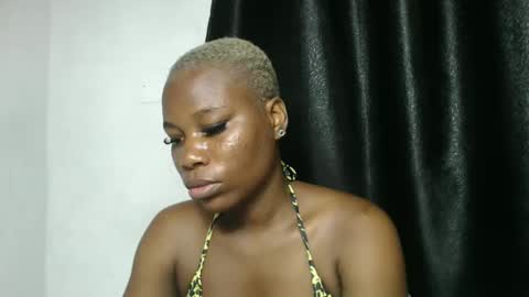 frekkymorelle online show from February 28, 7:48 am