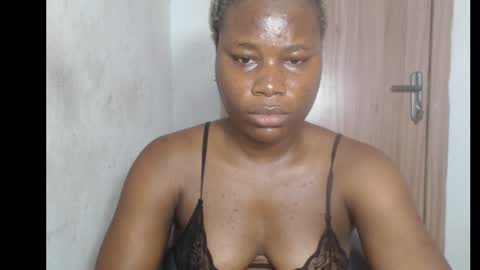 frekkymorelle online show from October 11, 6:45 am