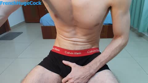 Manson FrenchHugeCock online show from October 30, 4:58 am