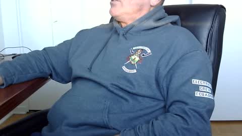 Snapshot of frenchrickdaddy chatting on January 24, 9:05 pm Rick online show from January 24, 9:05 pm