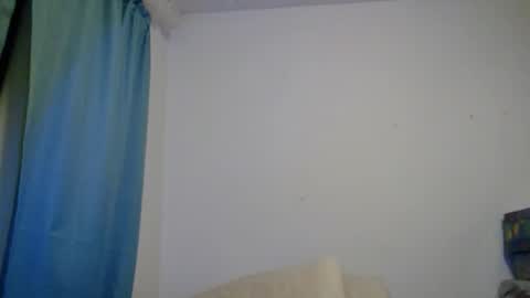 Snapshot of freshfaceddbrat chatting on December 5, 1:14 am Gigi online show from December 5, 1:14 am