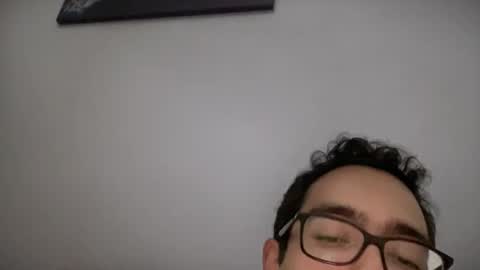 freshman  imonyou98 online show from November 26, 1:12 pm