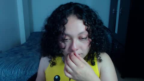 Snapshot of freud_x_louise1 chatting on November 3, 4:03 am Louise online show from November 3, 4:03 am