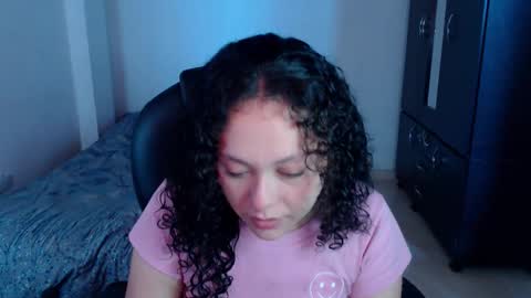 Snapshot of freud_x_louise1 chatting on November 10, 12:48 pm Louise online show from November 10, 12:48 pm