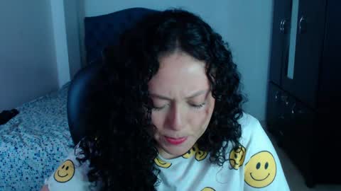 Louise  online show from May 9, 10:04 pm