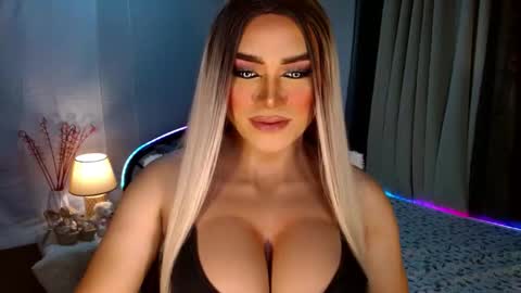 Miss Frea  online show from November 4, 12:54 am