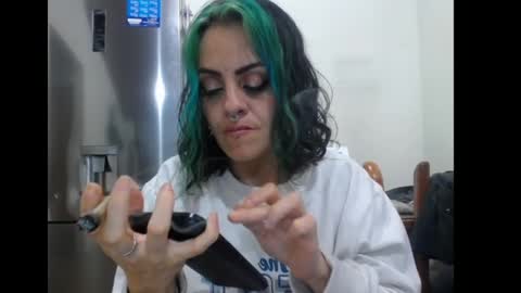 freyaa_sorceress online show from January 14, 7:27 am