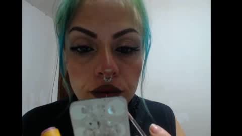 freyaa_sorceress online show from January 19, 7:25 am