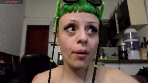 freyaa_sorceress online show from October 13, 9:37 pm