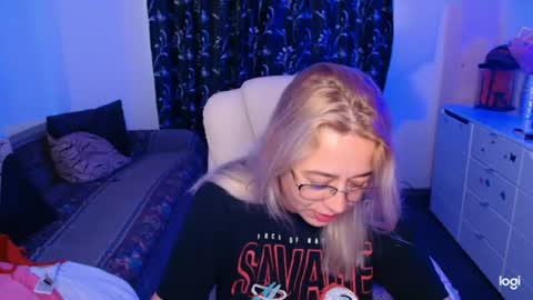 Snapshot of freyaamore chatting on July 30, 6:34 am ANNE online show from July 30, 6:34 am