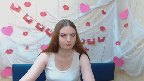 Snapshot of freyadak chatting on February 1, 3:39 pm FreyaDak online show from February 1, 3:39 pm