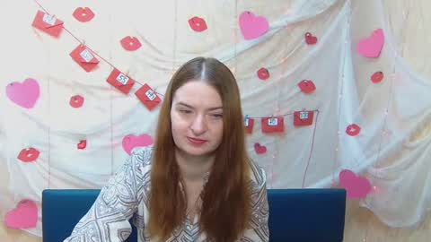 Snapshot of freyadak chatting on February 2, 6:04 am FreyaDak online show from February 2, 6:04 am