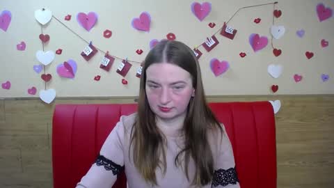 Snapshot of freyadak chatting on March 3, 6:22 pm FreyaDak online show from March 3, 6:22 pm