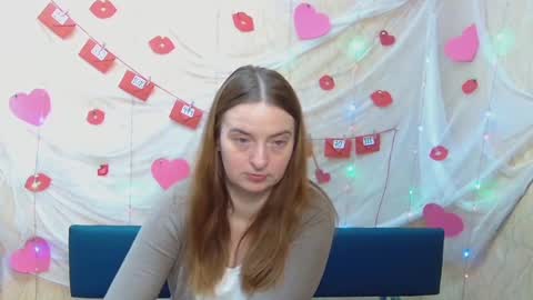 Snapshot of freyadak chatting on March 9, 12:20 pm FreyaDak online show from March 9, 12:20 pm