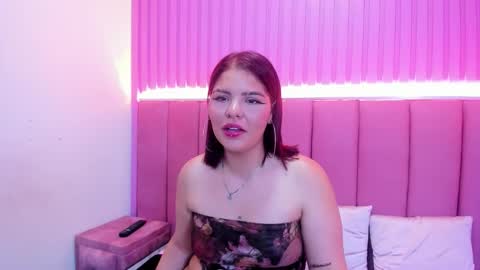 Snapshot of freyahl chatting on March 7, 7:33 pm FreyaHL online show from March 7, 7:33 pm