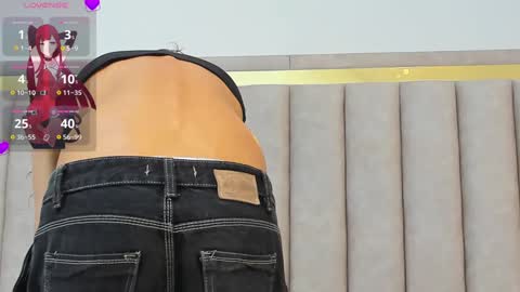 FREYA online show from December 6, 7:45 pm