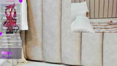 FREYA online show from December 9, 10:20 pm