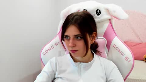 FreyaVey online show from January 12, 5:34 am