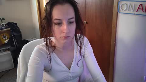 FreyaTheGemini online show from December 18, 8:57 pm