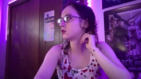 FreyaTheGemini online show from September 17, 9:27 pm