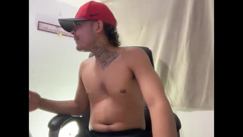 freyva_ online show from February 13, 3:46 am