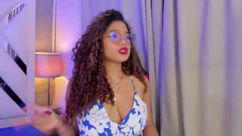 Frezzita online show from December 5, 7:54 pm