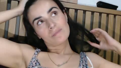 Snapshot of frida__x chatting on December 3, 9:56 pm Frida online show from December 3, 9:56 pm