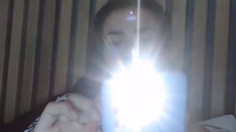 Snapshot of frida__x chatting on December 27, 8:07 pm Frida online show from December 27, 8:07 pm