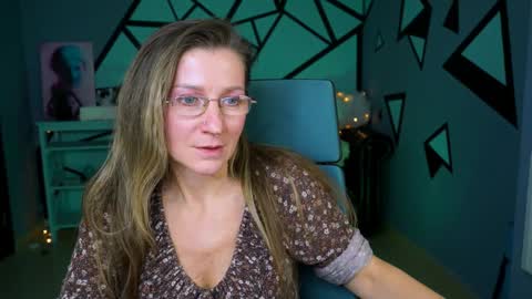 Frida Tander online show from December 13, 12:28 pm