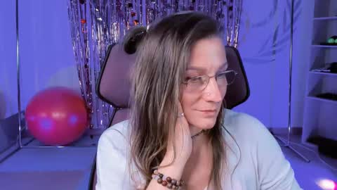 Frida Tander online show from February 17, 3:09 pm