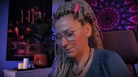 Frida Tander online show from June 15, 5:09 am