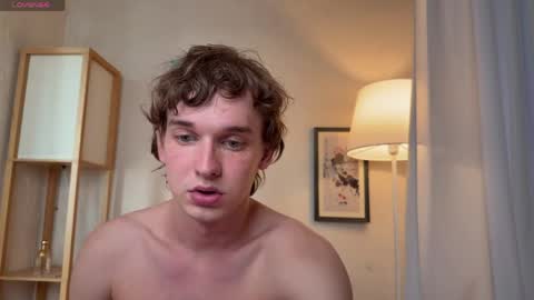 Snapshot of friday_gay_dude chatting on April 4, 1:30 pm Andrew online show from April 4, 1:30 pm