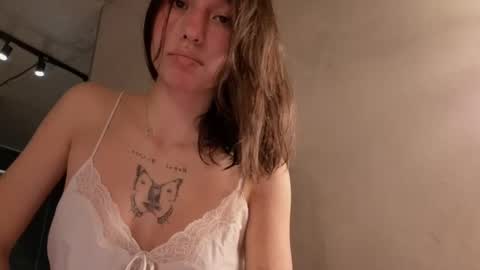 Lina online show from March 4, 6:39 pm