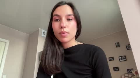 Lina online show from September 18, 1:46 pm