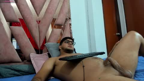 Carolina and Robert online show from February 8, 4:38 am