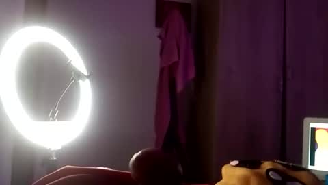 Snapshot of friqui_sex chatting on December 2, 8:19 am friqui_sex online show from December 2, 8:19 am