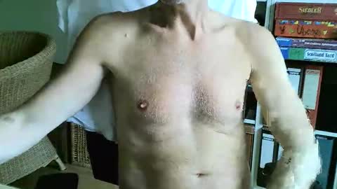Snapshot of frisco69 chatting on May 11, 4:37 pm frisco69 online show from May 11, 4:37 pm