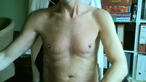 Snapshot of frisco69 chatting on June 12, 3:44 pm frisco69 online show from June 12, 3:44 pm