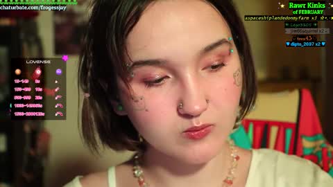 Snapshot of frogessjay chatting on February 25, 5:11 pm Jaywise Frogfoot online show from February 25, 5:11 pm