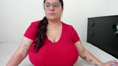 Snapshot of fromheaven_ chatting on March 5, 7:21 pm Lucy online show from March 5, 7:21 pm