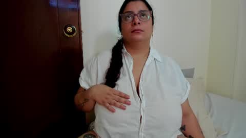 Snapshot of fromheaven_ chatting on July 30, 7:02 pm Lucy online show from July 30, 7:02 pm