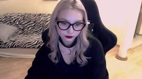 Lilith online show from December 4, 10:46 am