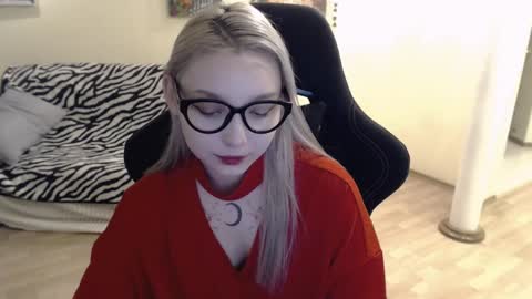 Lilith online show from December 6, 5:42 am
