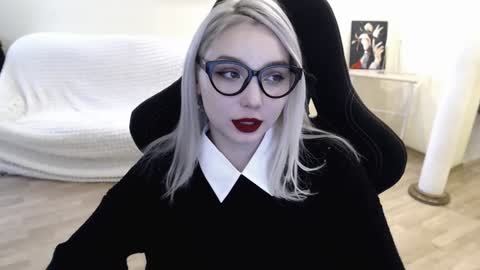 Lilith online show from February 5, 10:51 am