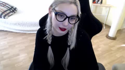 Lilith online show from February 17, 12:48 pm